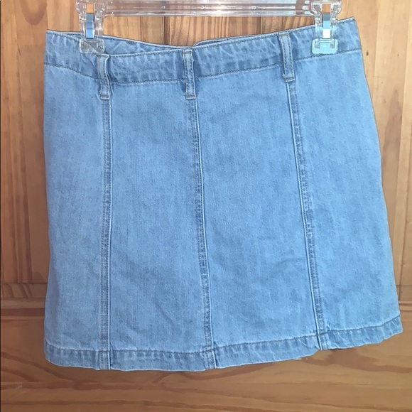 Adorable jean skirt! - Picture 2 of 3